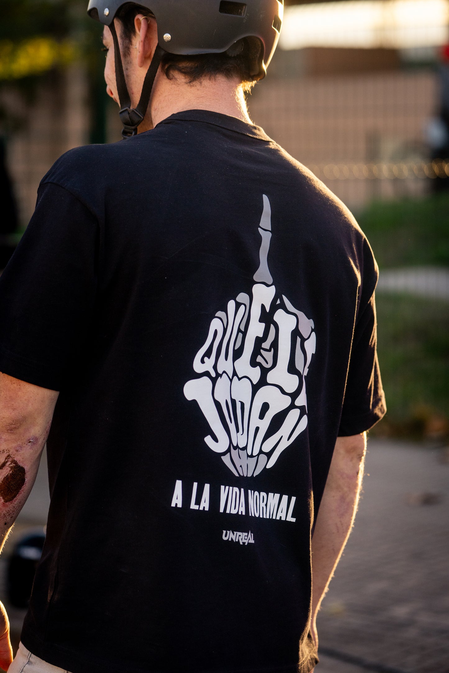 Samarreta UNREAL "Que le jodan a la vida normal"